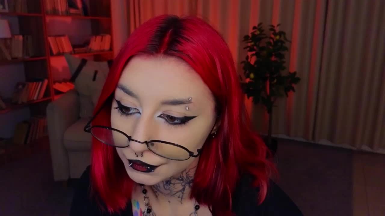 MistressMarcelline Adult Chat August 11, 2026