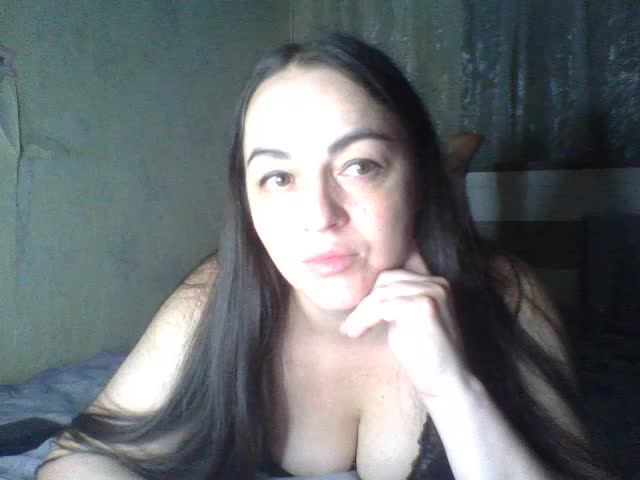 KissyHoney Adult Chat August 12, 2026