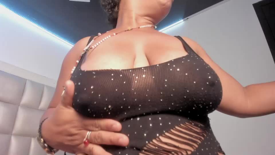 lulu_js_ Adult Chat August 11, 2026