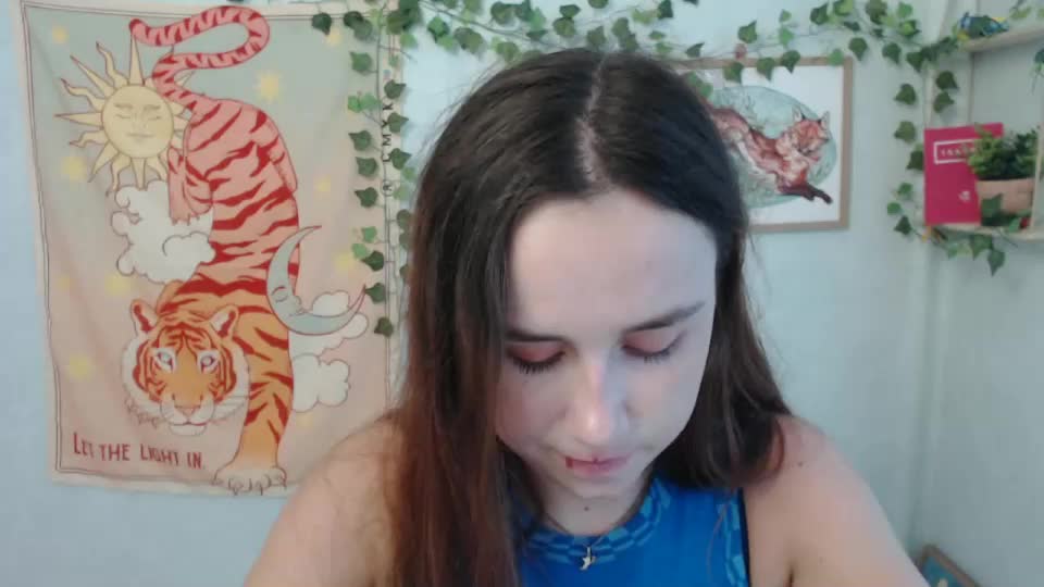 veryveryvery_shy Adult Chat August 12, 2026