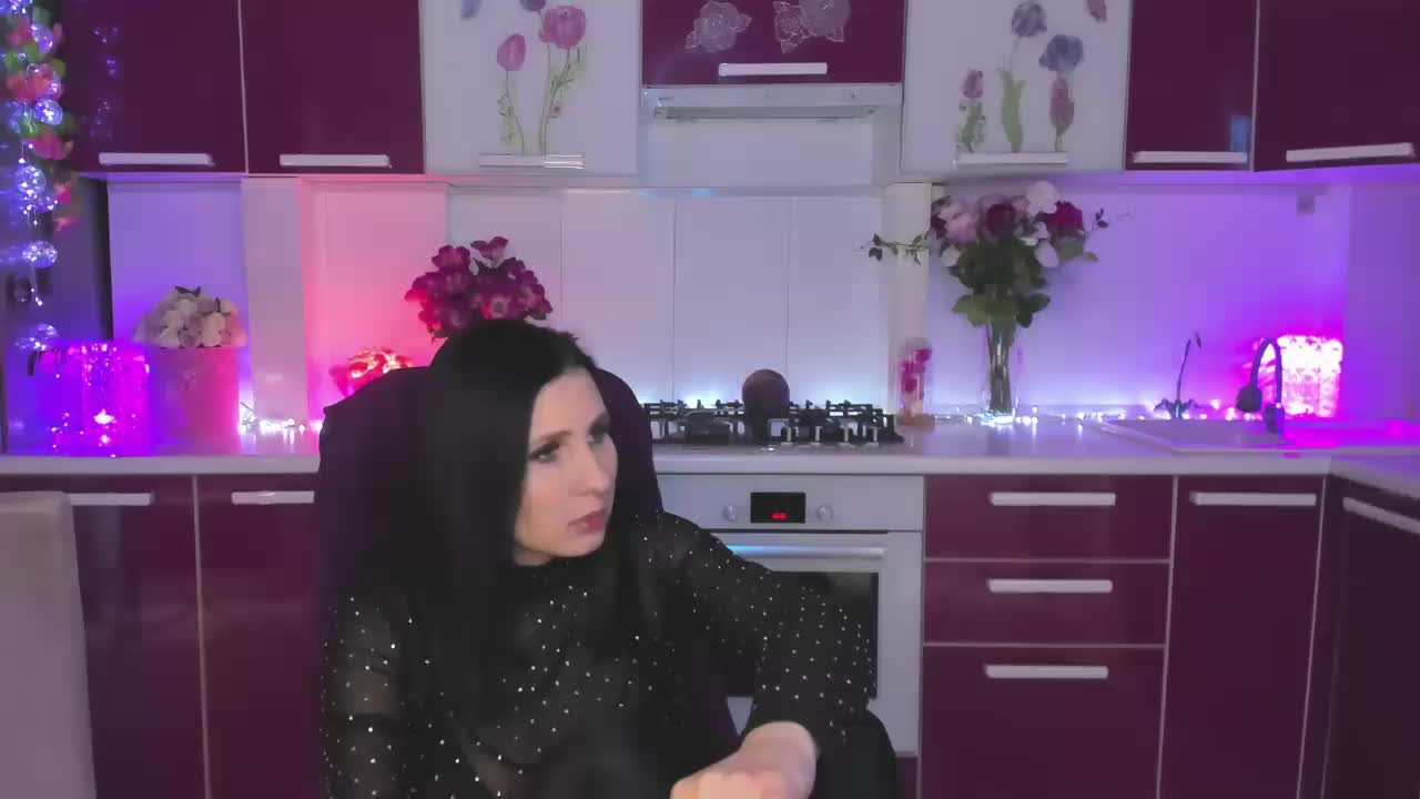 Olivija2020 Adult Chat August 12, 2026