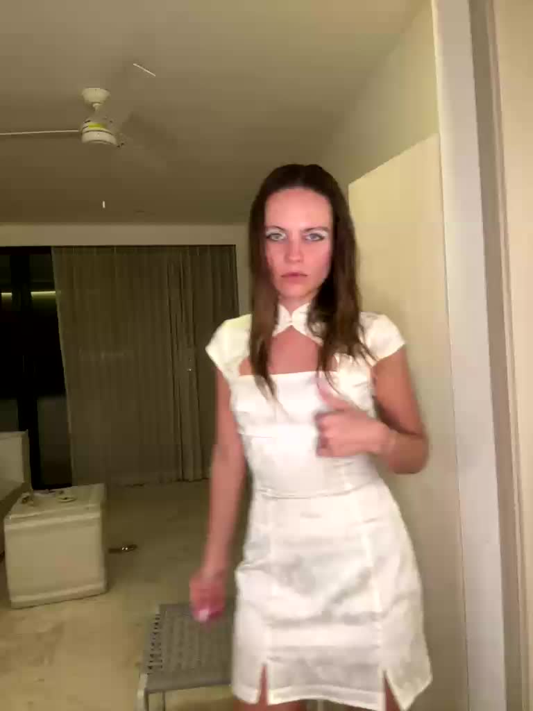 REALMEANTINA Adult Chat August 12, 2026