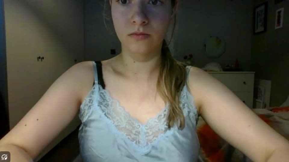 rosie_june Adult Chat August 12, 2026