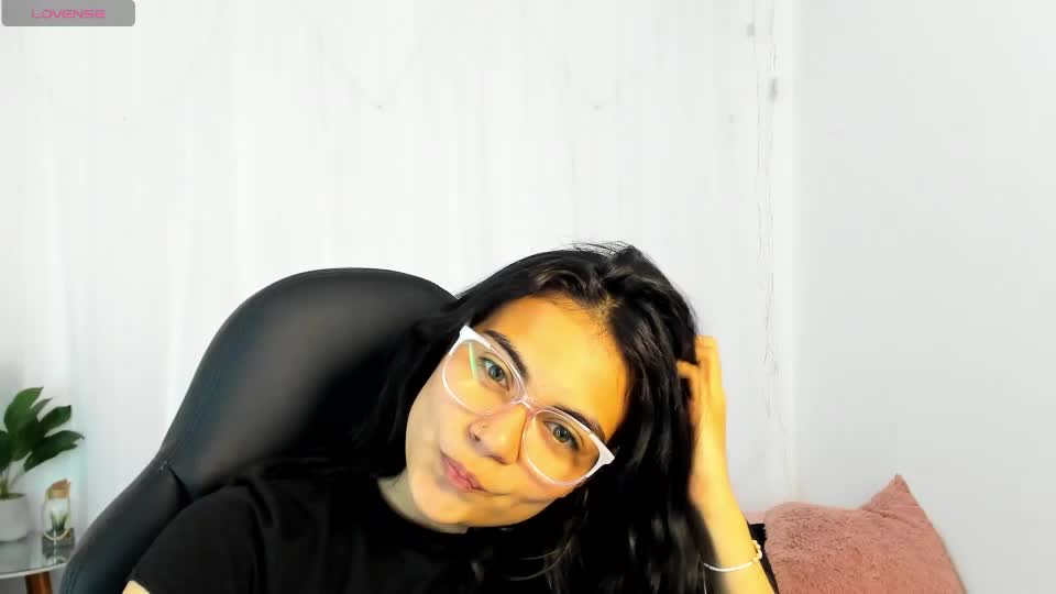 jade_aitana Adult Chat August 12, 2026