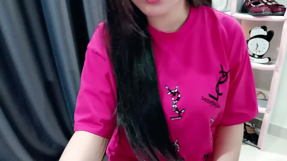 hellokitty_sexy Adult Chat August 12, 2026