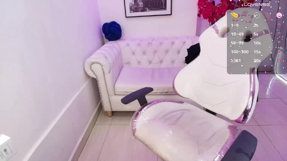 natalia_cartier Adult Chat August 12, 2026