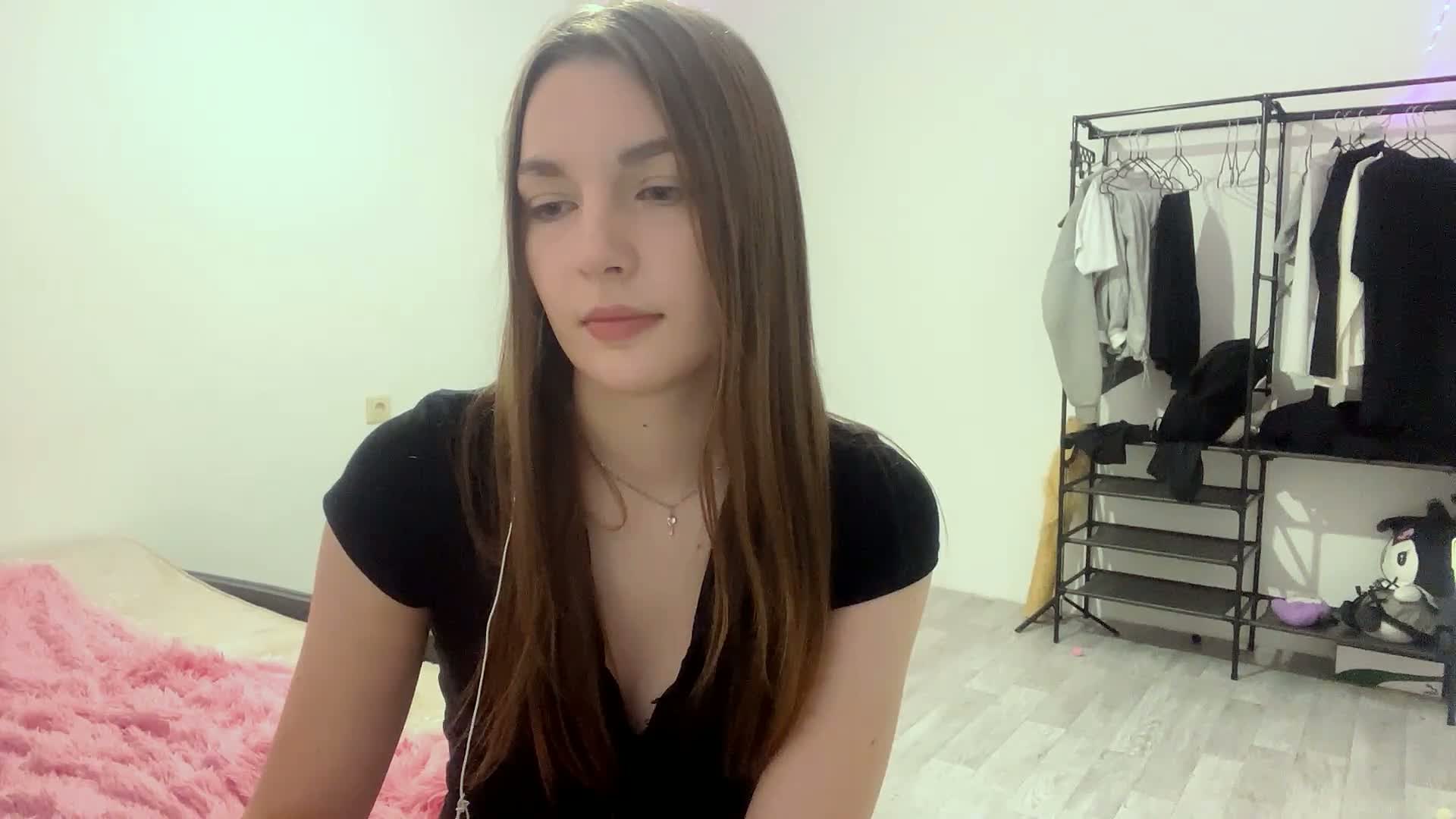 EveliaShimaoka Adult Chat August 12, 2026