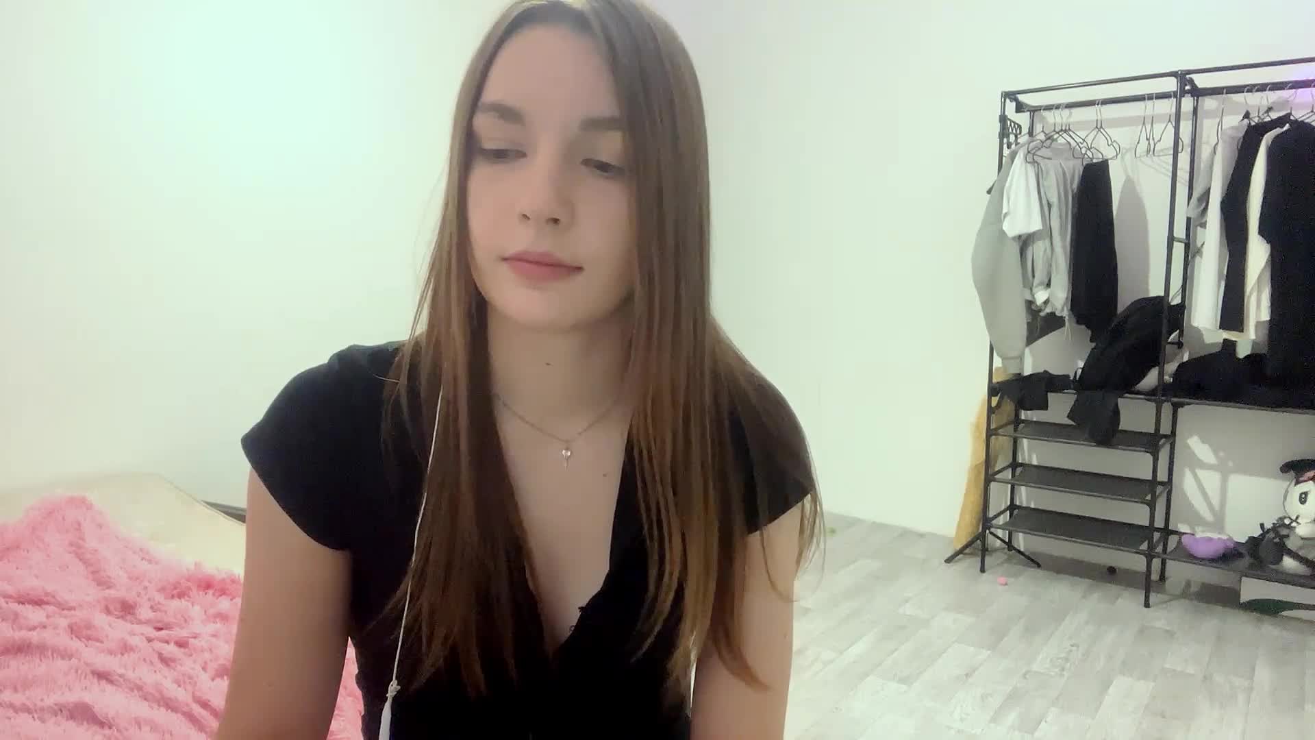EveliaShimaoka Adult Chat August 12, 2026