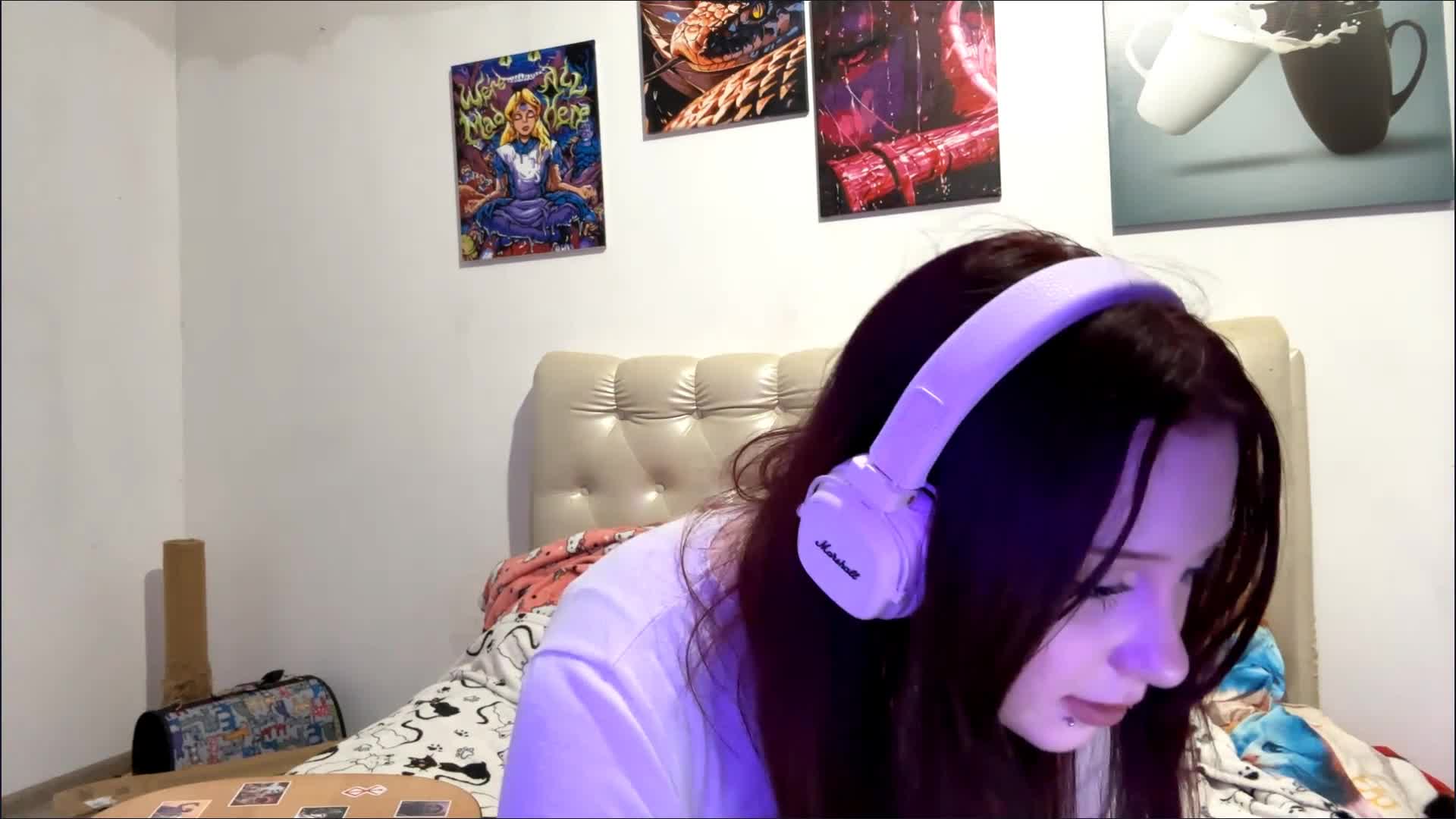 emoemily Adult Chat August 12, 2026