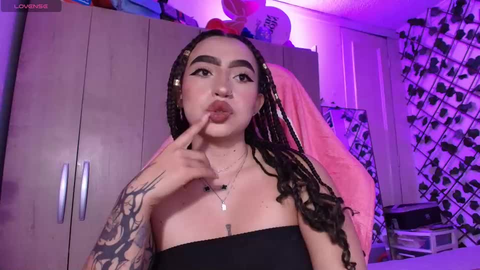 valenor_ Adult Chat August 12, 2026