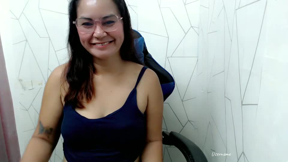 urslut_jimiely69 Adult Chat August 12, 2026