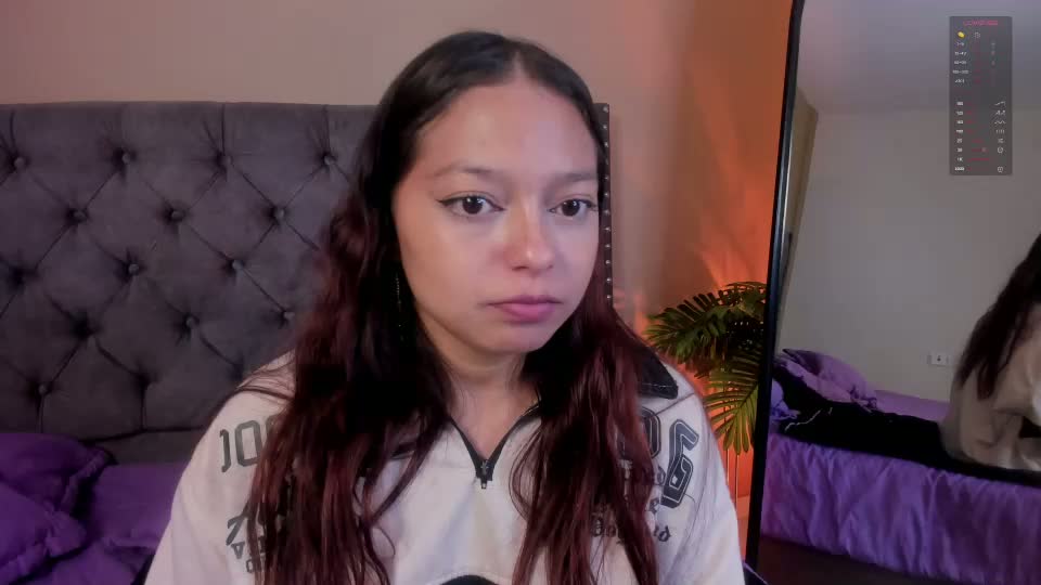 missy_davis Adult Chat August 12, 2026