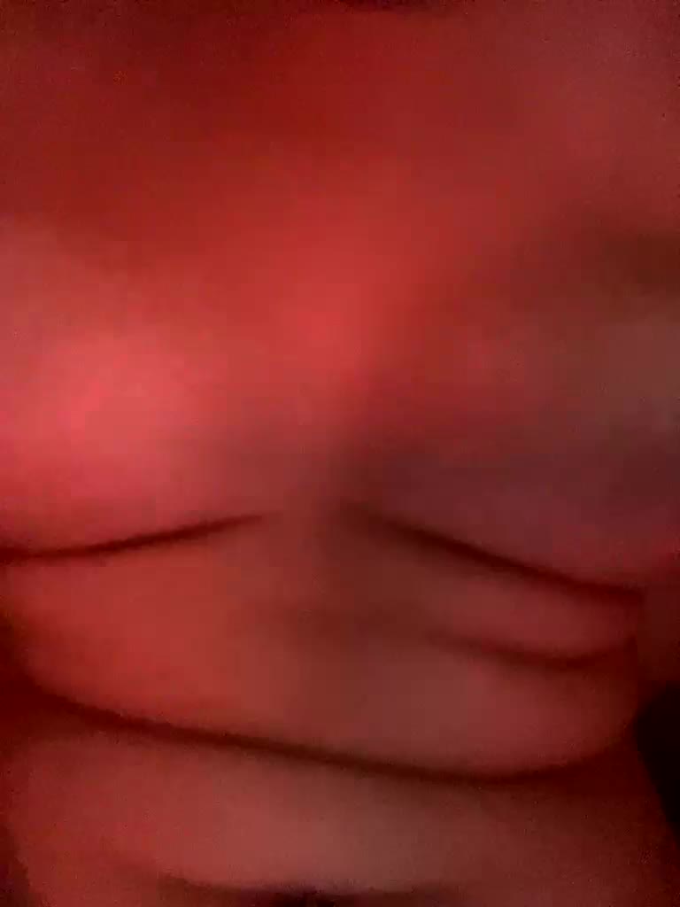 ViktoriaQueen-1 Adult Chat August 12, 2026