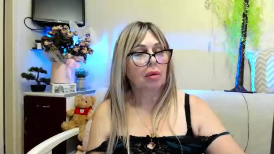 susiexnoreen Adult Chat August 12, 2026