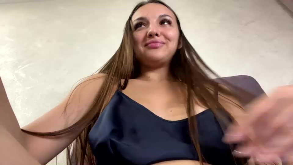 elis_secret Adult Chat August 12, 2026
