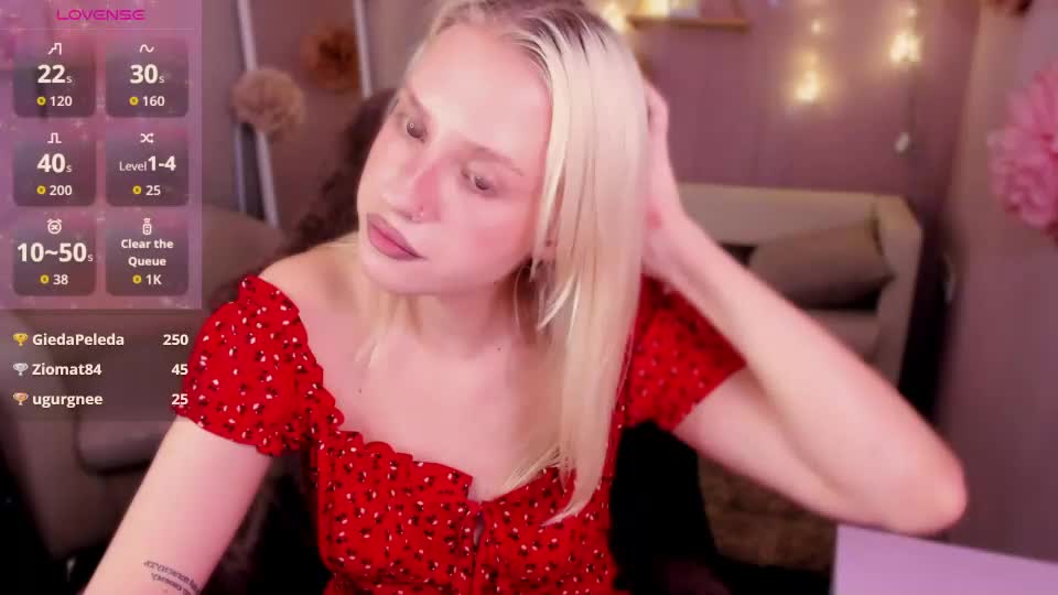 angel_tessa Adult Chat August 12, 2026
