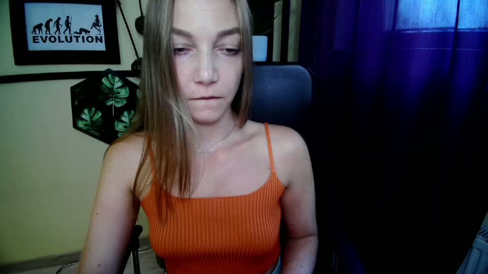 emilly_xkiss Adult Chat August 12, 2026