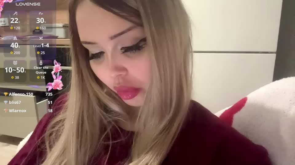 moonluvv3 Adult Chat August 12, 2026