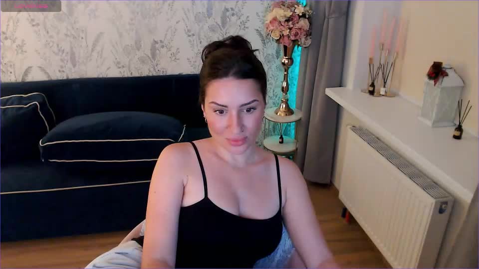 heaven_chloe Adult Chat August 12, 2026