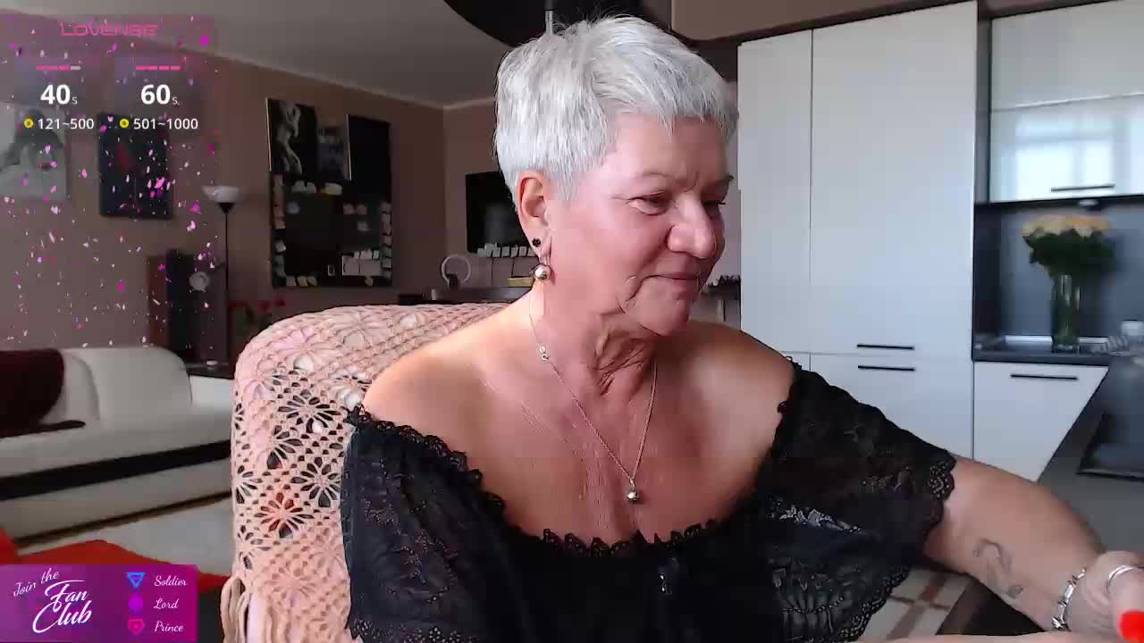 roxana-brooks Adult Chat August 12, 2026