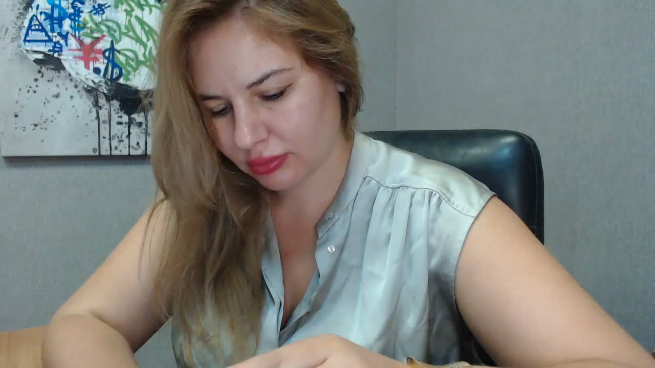 AvaQueen Adult Chat August 13, 2026