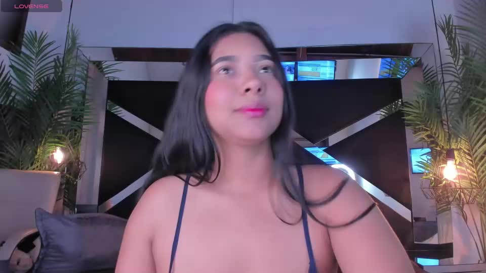 sophia_greey_ Adult Chat August 12, 2026