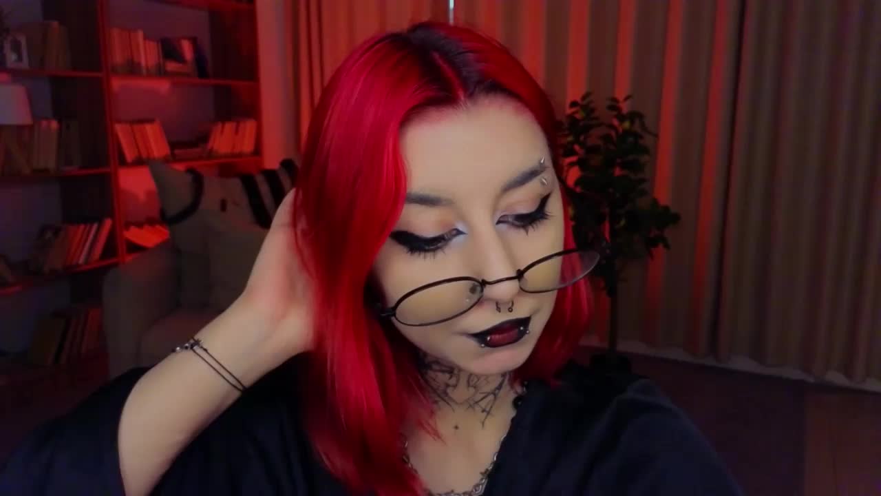 MistressMarcelline Adult Chat August 12, 2026