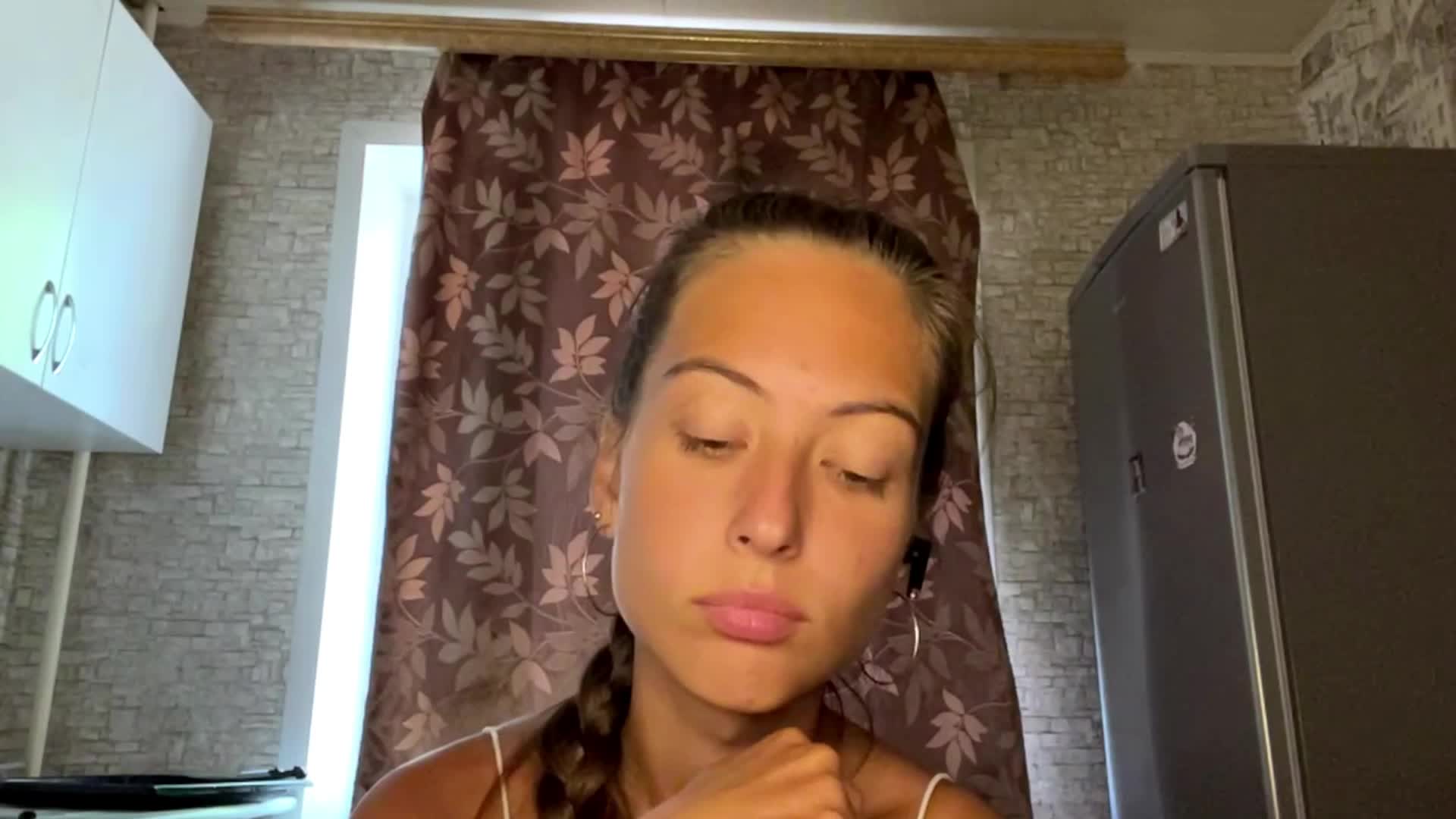 RonnaWillow Adult Chat August 13, 2026