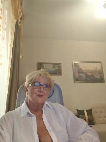 KarinkaSweet Adult Chat August 13, 2026