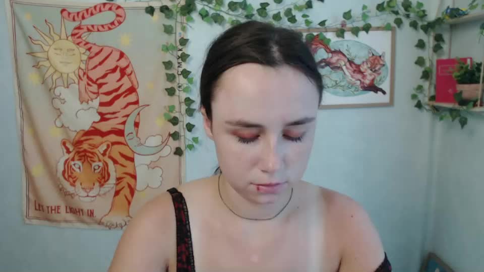 veryveryvery_shy Adult Chat August 13, 2026