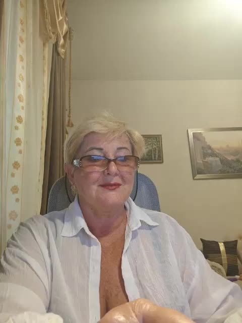 KarinkaSweet Adult Chat August 13, 2026