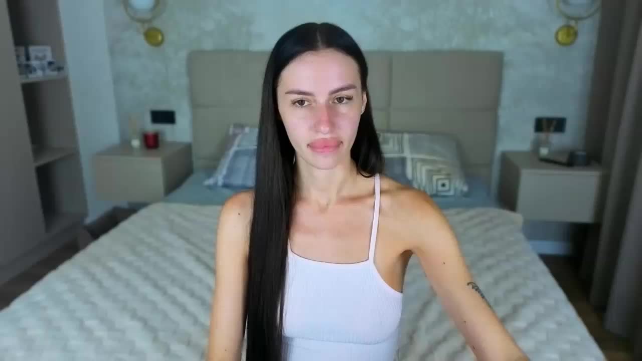 SnowWhiteee Adult Chat August 13, 2026