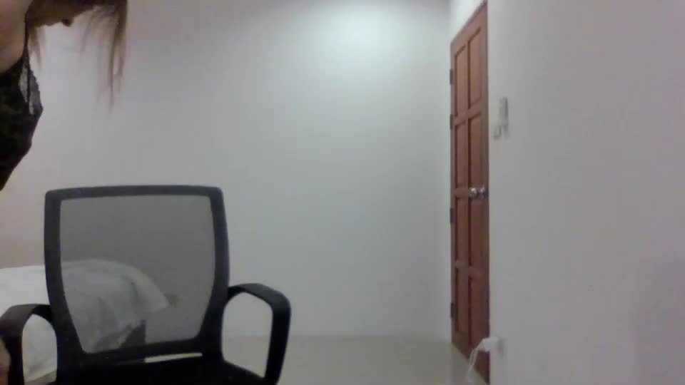 sweet_poeme Adult Chat August 13, 2026