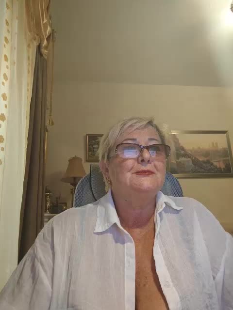 KarinkaSweet Adult Chat August 13, 2026