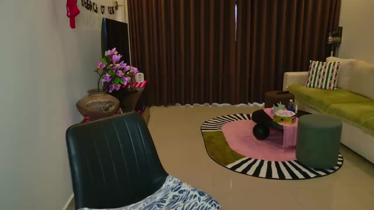 EvaPuffy Adult Chat August 13, 2026