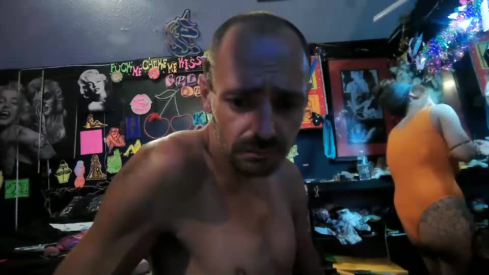 splashh_queen420 Adult Chat August 14, 2026