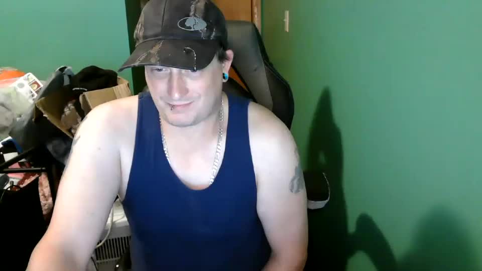 edwardaims_2please Adult Chat August 14, 2026