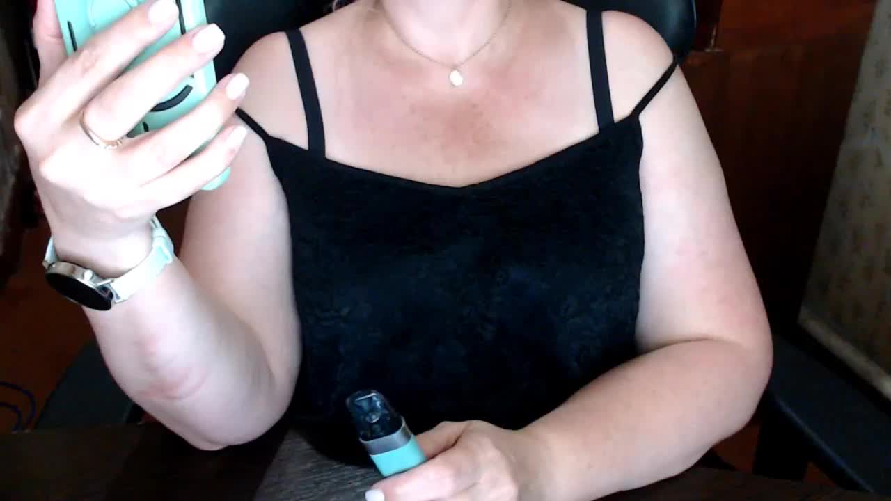 Alisa1917 Adult Chat August 14, 2026