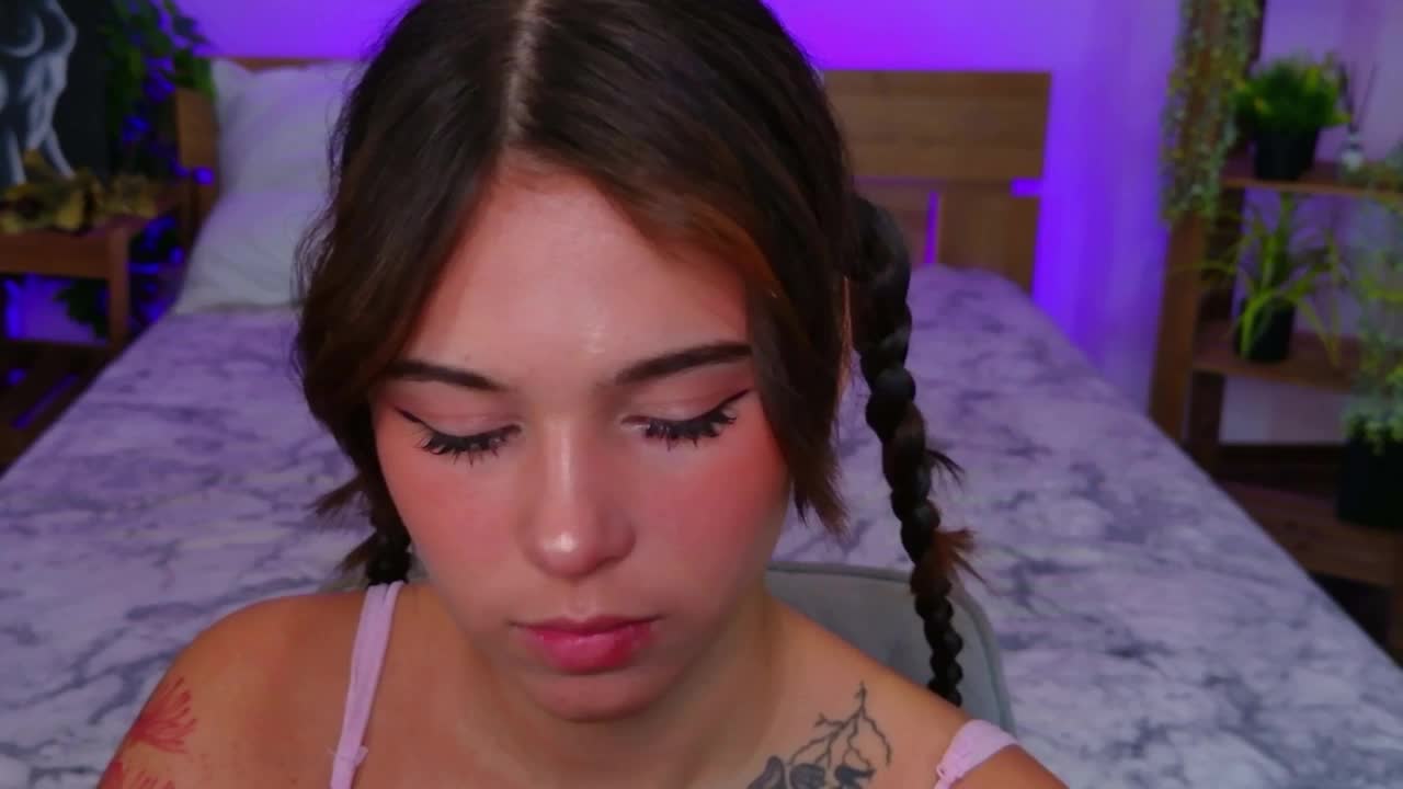 CoralineJones Adult Chat August 14, 2026