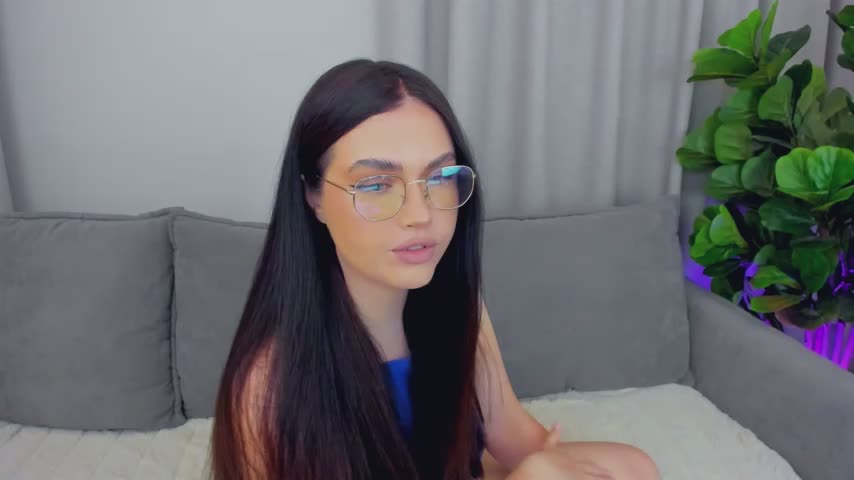 sexyangeloux Adult Chat August 14, 2026