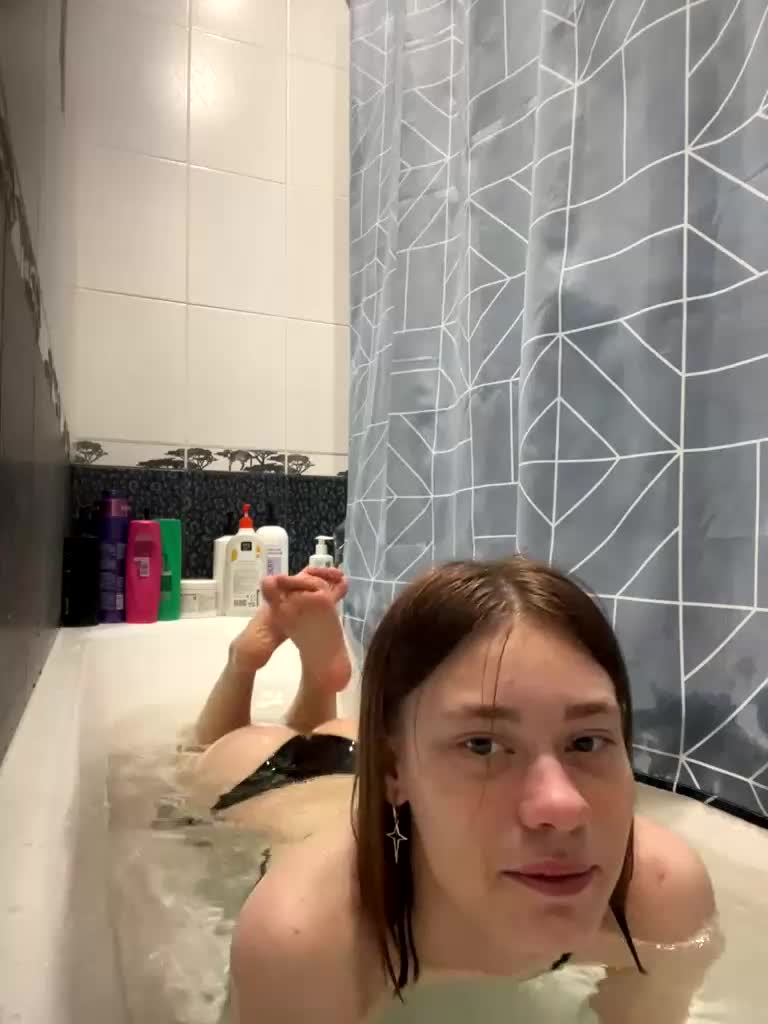 18YoungPussy18 Adult Chat August 14, 2026