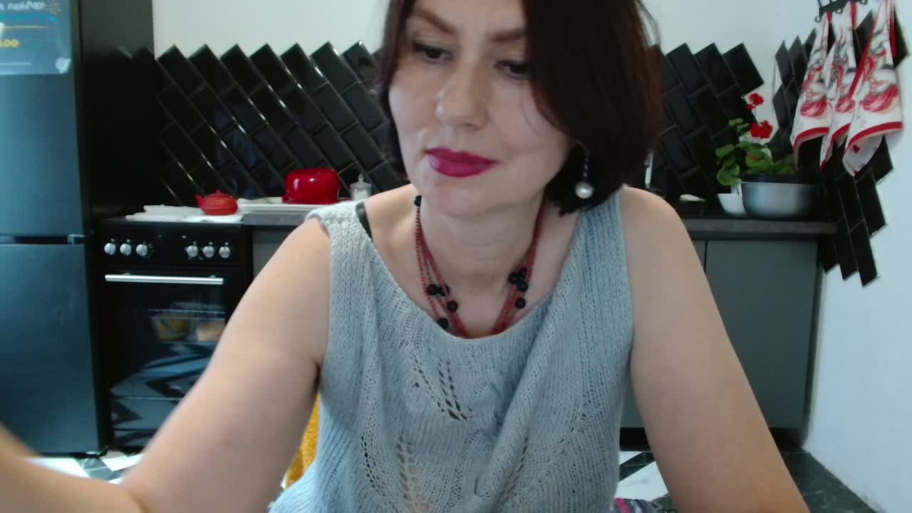 ANGELALADI Adult Chat August 14, 2026