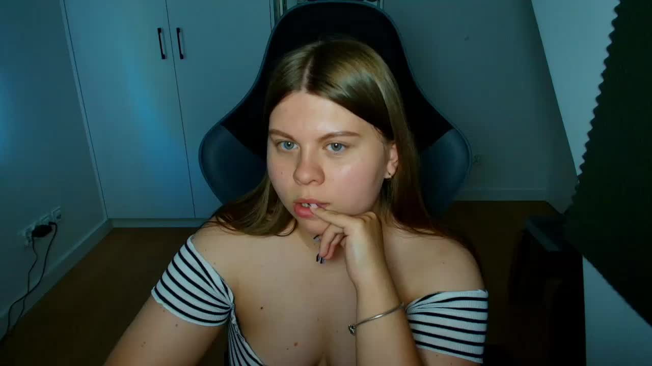 AbbyMint Adult Chat August 14, 2026