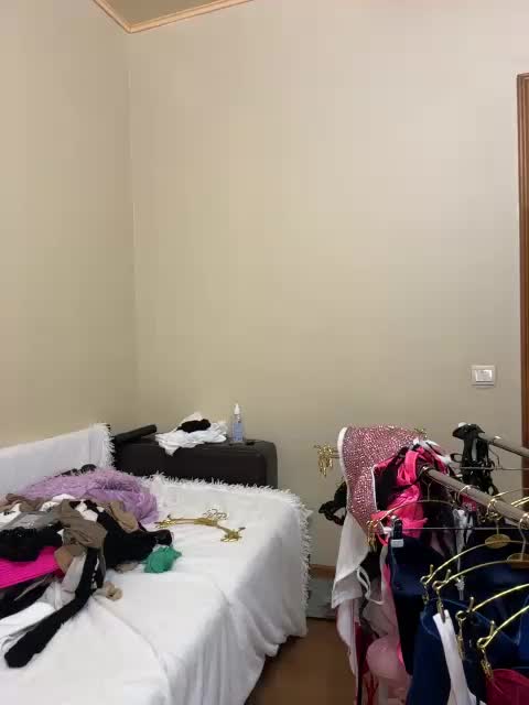 GoldPussy69 Adult Chat August 14, 2026