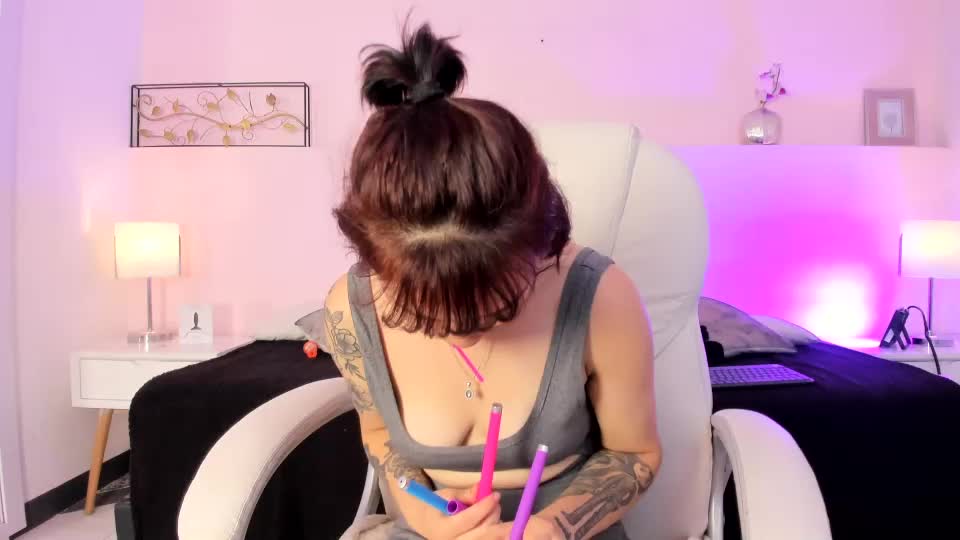 nataliaa23 Adult Chat August 14, 2026