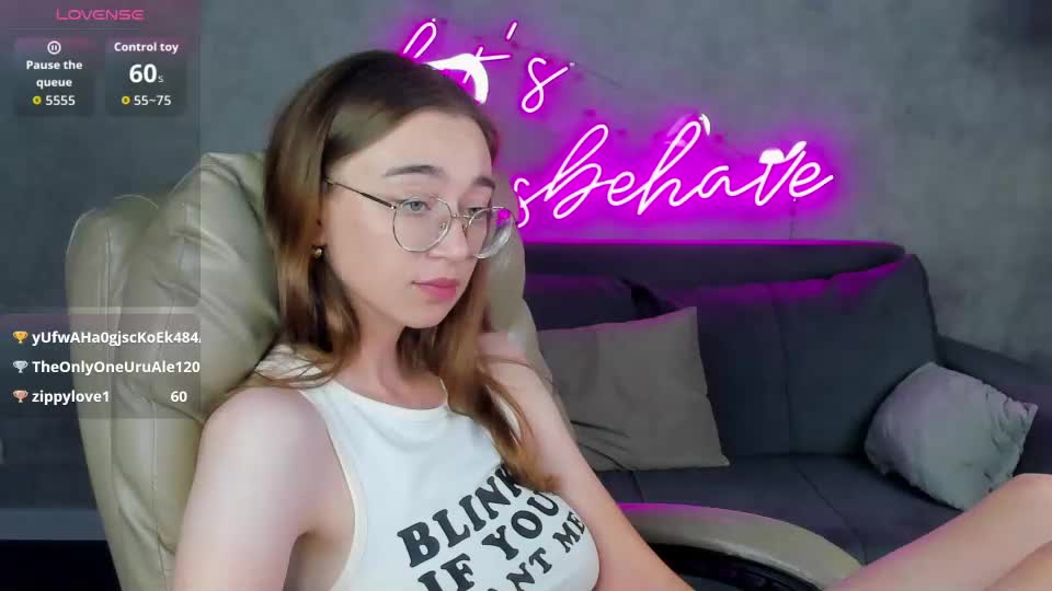 lucyy_green Adult Chat August 14, 2026