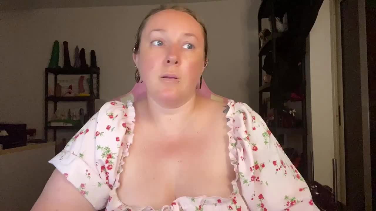 NylonQueen Adult Chat August 14, 2026