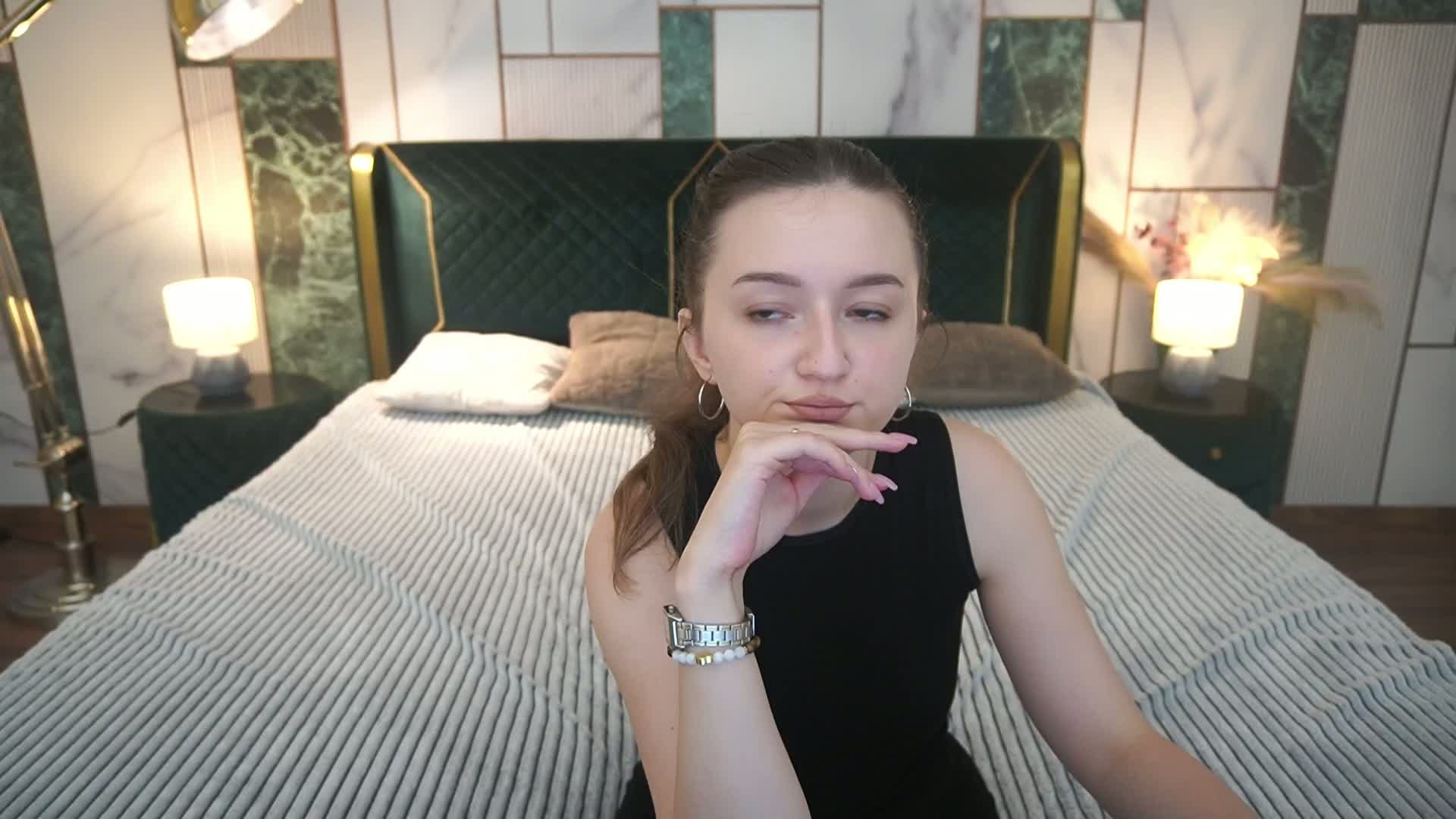 CyrenaLuxe Adult Chat August 14, 2026