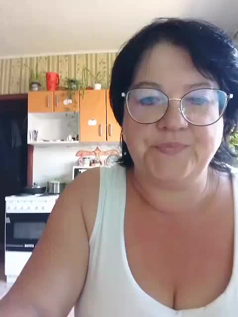 Tanya19722 Adult Chat August 14, 2026