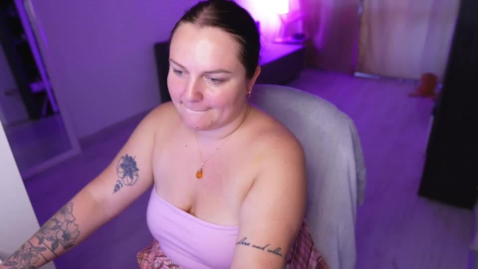 amalia_minkxx Adult Chat August 14, 2026